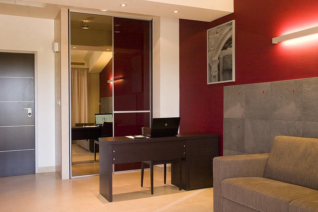 Hotel Diadem 奥米什 客房 照片