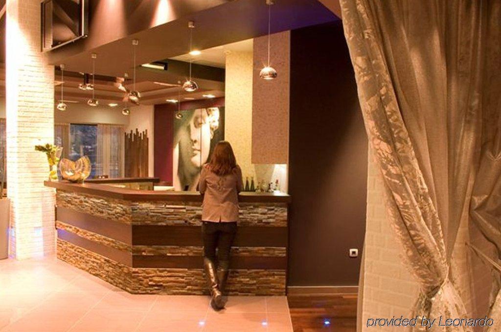 Hotel Diadem 奥米什 内观 照片