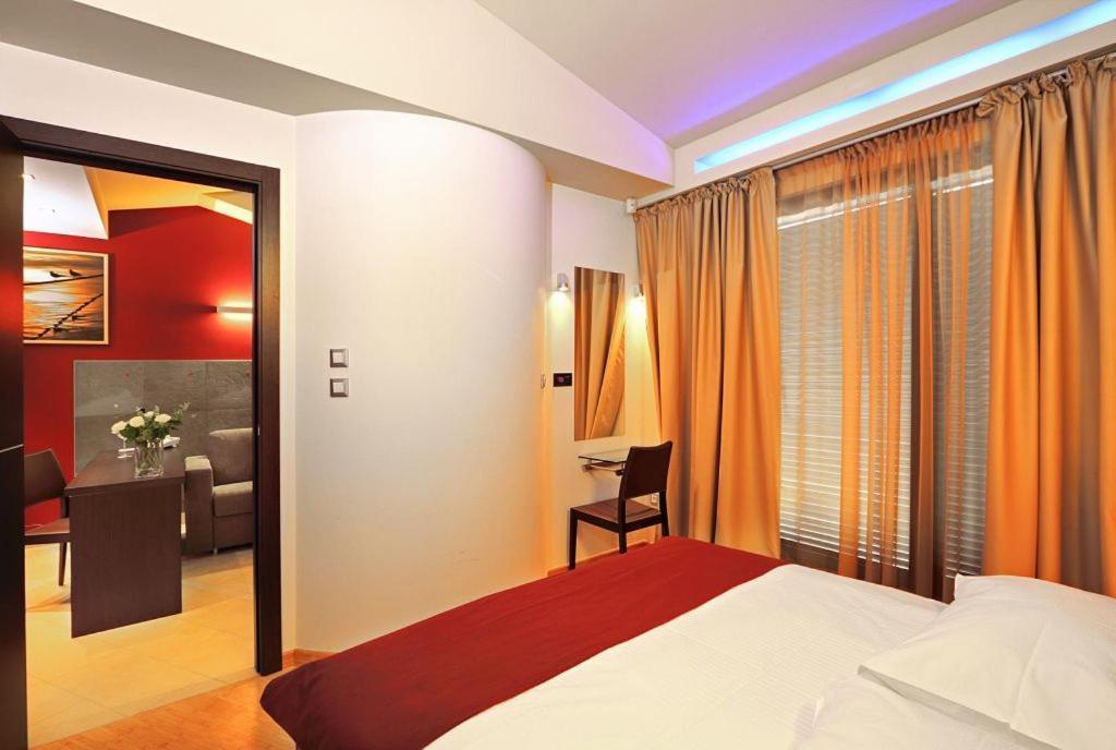 Hotel Diadem 奥米什 客房 照片